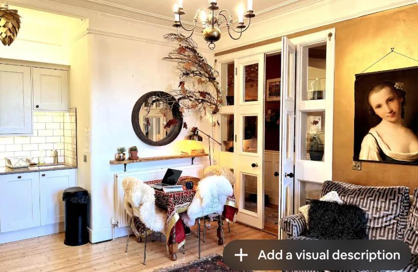Holyrood Park: Lush & Arty 2 Double Bed Flat Apartamento Edimburgo Exterior foto